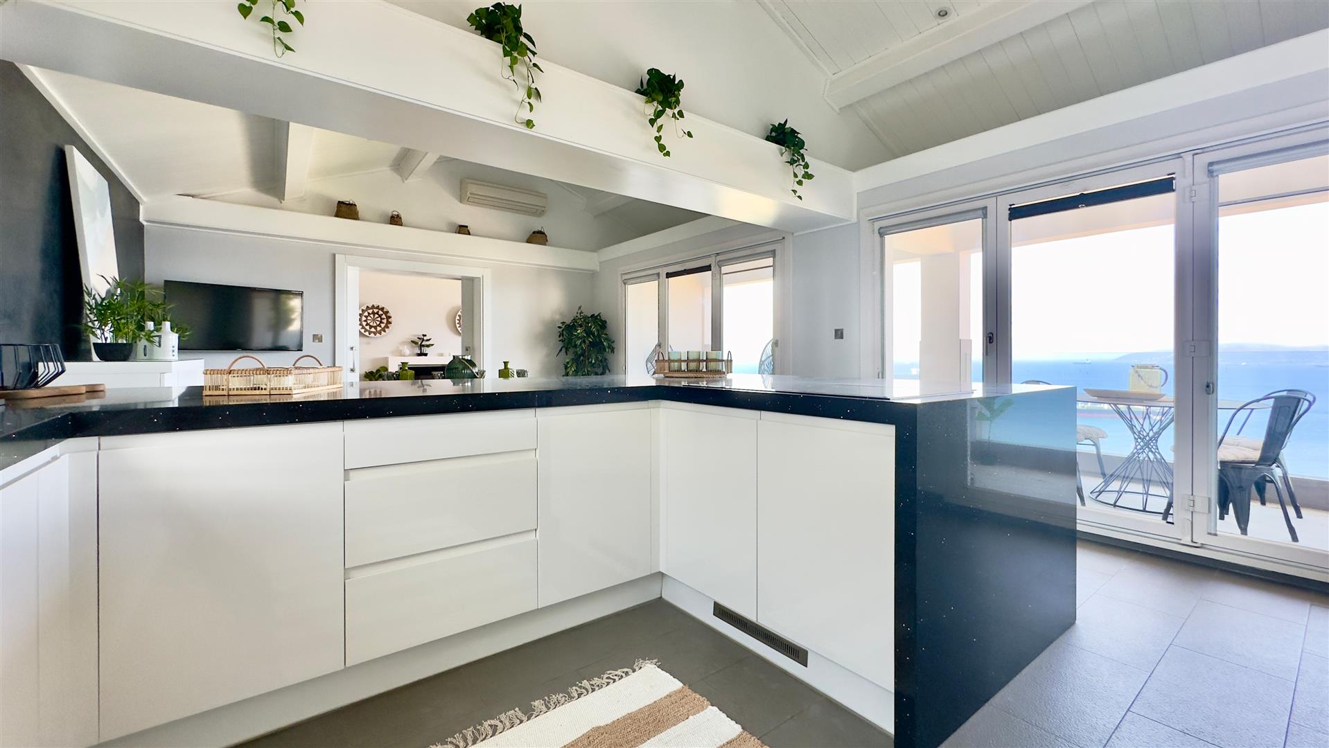 Image of Apartment - 3 Bedrooms - 2 Bathrooms for Rental in South District-Gibraltar, Image 1